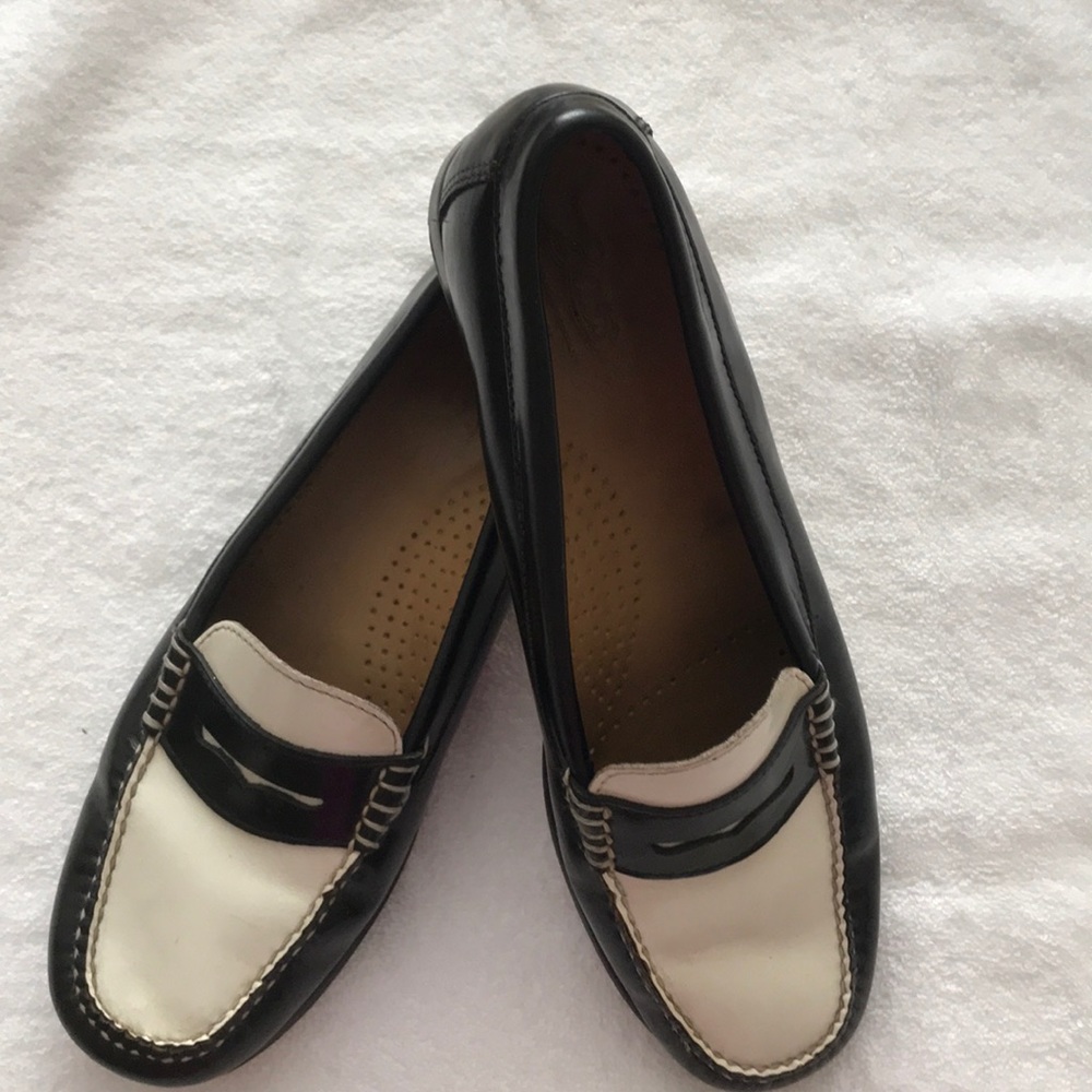 Bass Weejuns Loafers